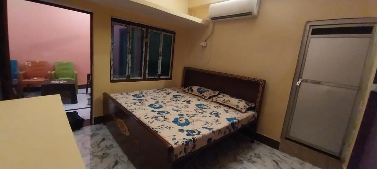 Aadi Shakti Bhawan Hotel Ayodhya Exterior photo